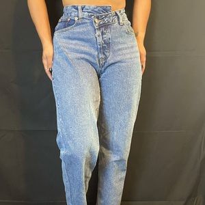 Asymmetrical Waist Jeans